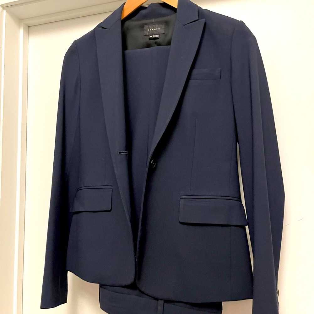 Matching blazer for navy dresspants in other listing!